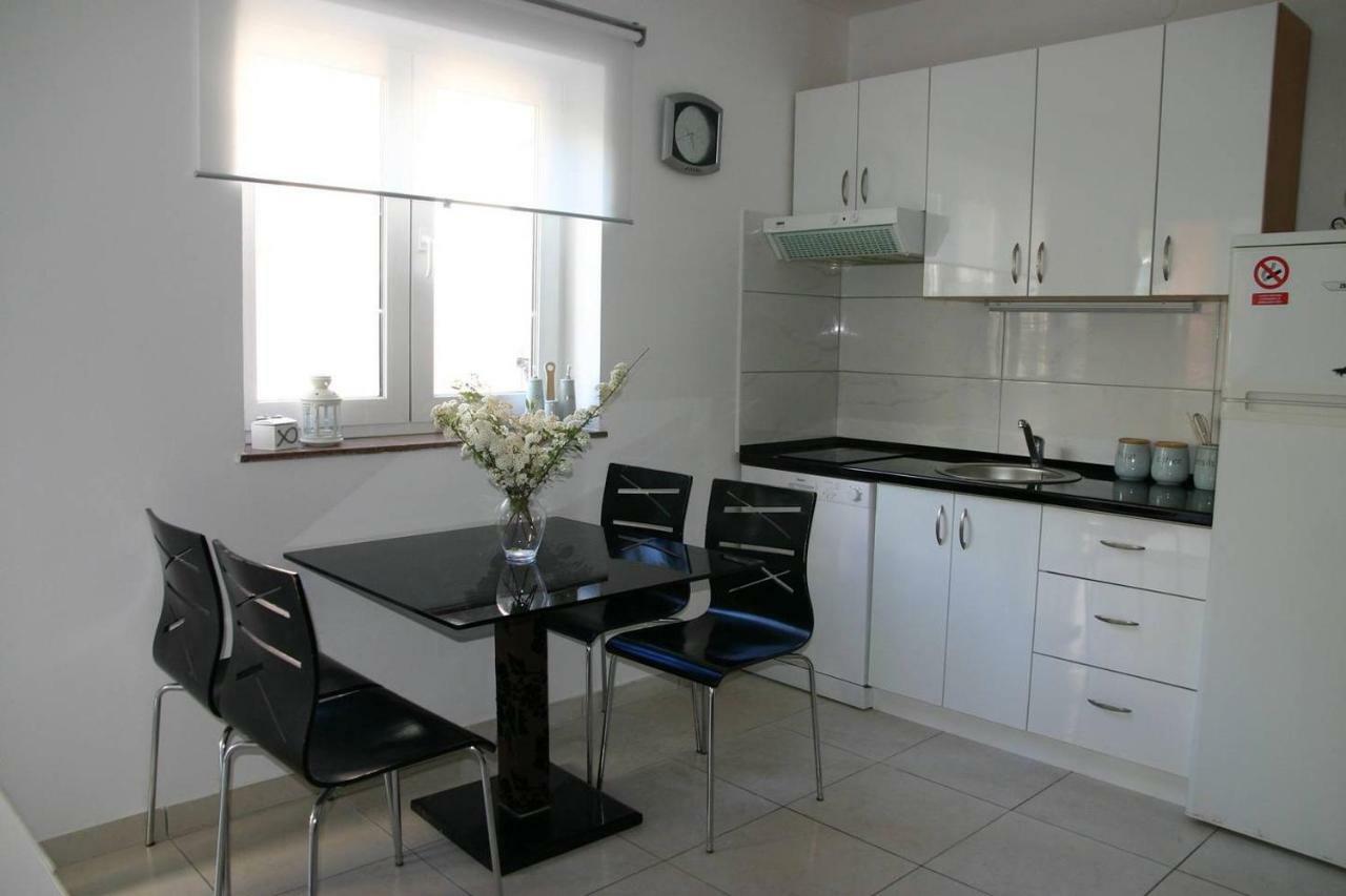 Vicy Apartment Novalja Exterior foto
